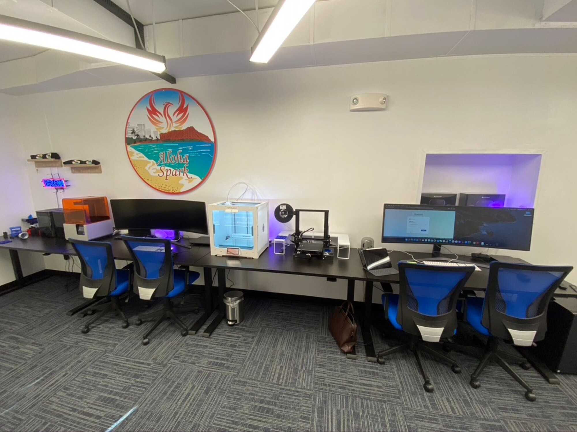 Aloha Spark serves as the 15th Wing’s innovation unit to help foster an environment where airmen can contribute to innovation and increase effectiveness at Joint Base Pearl Harbor-Hickam, Hawaii, Feb. 24, 2021. The Aloha Spark office is outfitted with high-tech equipment such as 3D printers and high end computer accessories to assist with projects. (Courtesy Photo)