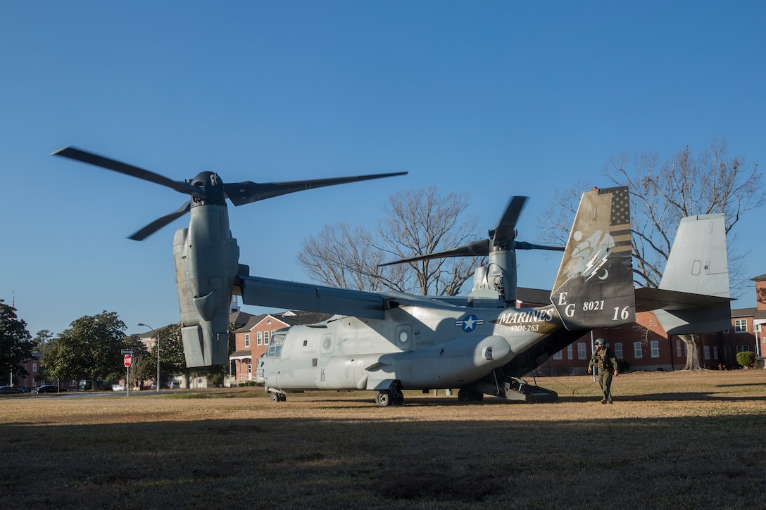 A U.S. Marine Corps MV-22 Osprey assigned to Marine Medium Tiltrotor Squadron 263, 2nd Marine Aircraft Wing, prepares to take off during an Initial Response Team (IRT) fly-away drill on Camp Lejeune, N.C., Jan. 14, 2021. An IRT with 2nd Marine Expeditionary Brigade (2nd MEB)took off from Camp Lejeune to Marine Corps Auxiliary Landing Field Bogue to simulate a forward theater deployment to establish a command and control communication node for 2nd MEB. 2nd MEB’s training and education creates a deployable force prepared to move on a moment’s notice. (U.S. Marine Corps photo by Sgt. Jesus Sepulveda Torres)