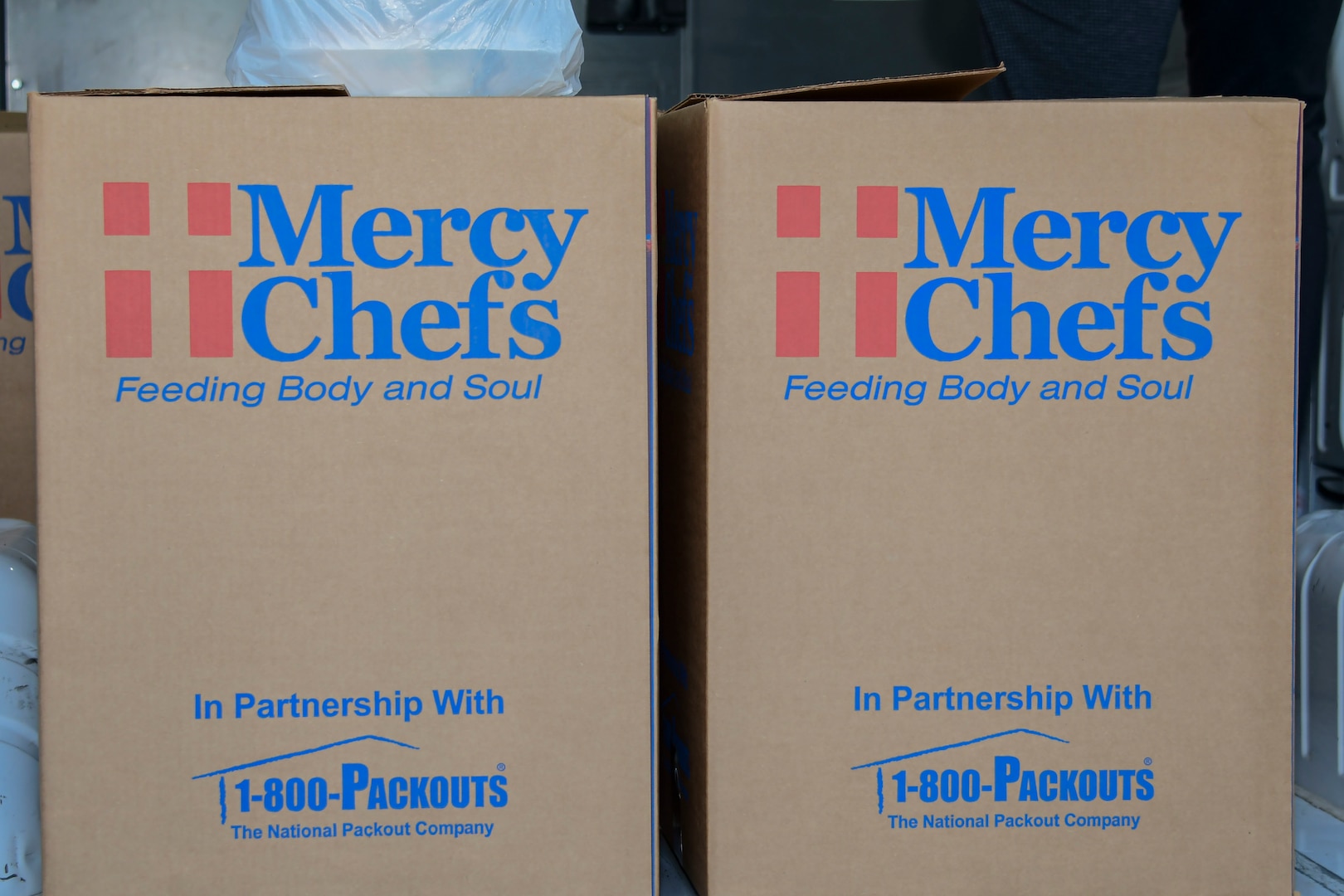 Naval Medical Center Portsmouth (NMCP) received a special delivery from Mercy Chefs as they assist in the command’s battle against COVID-19, Dec. 29.