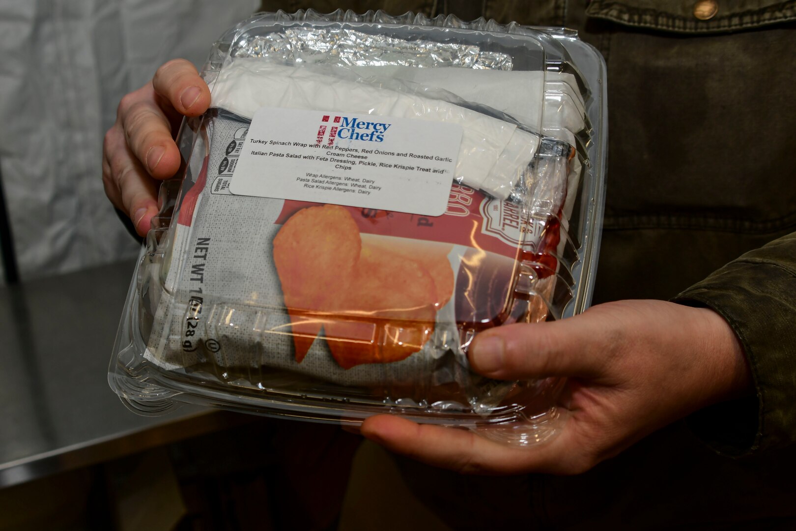 Naval Medical Center Portsmouth (NMCP) received a special delivery from Mercy Chefs as they assist in the command’s battle against COVID-19, Dec. 29.