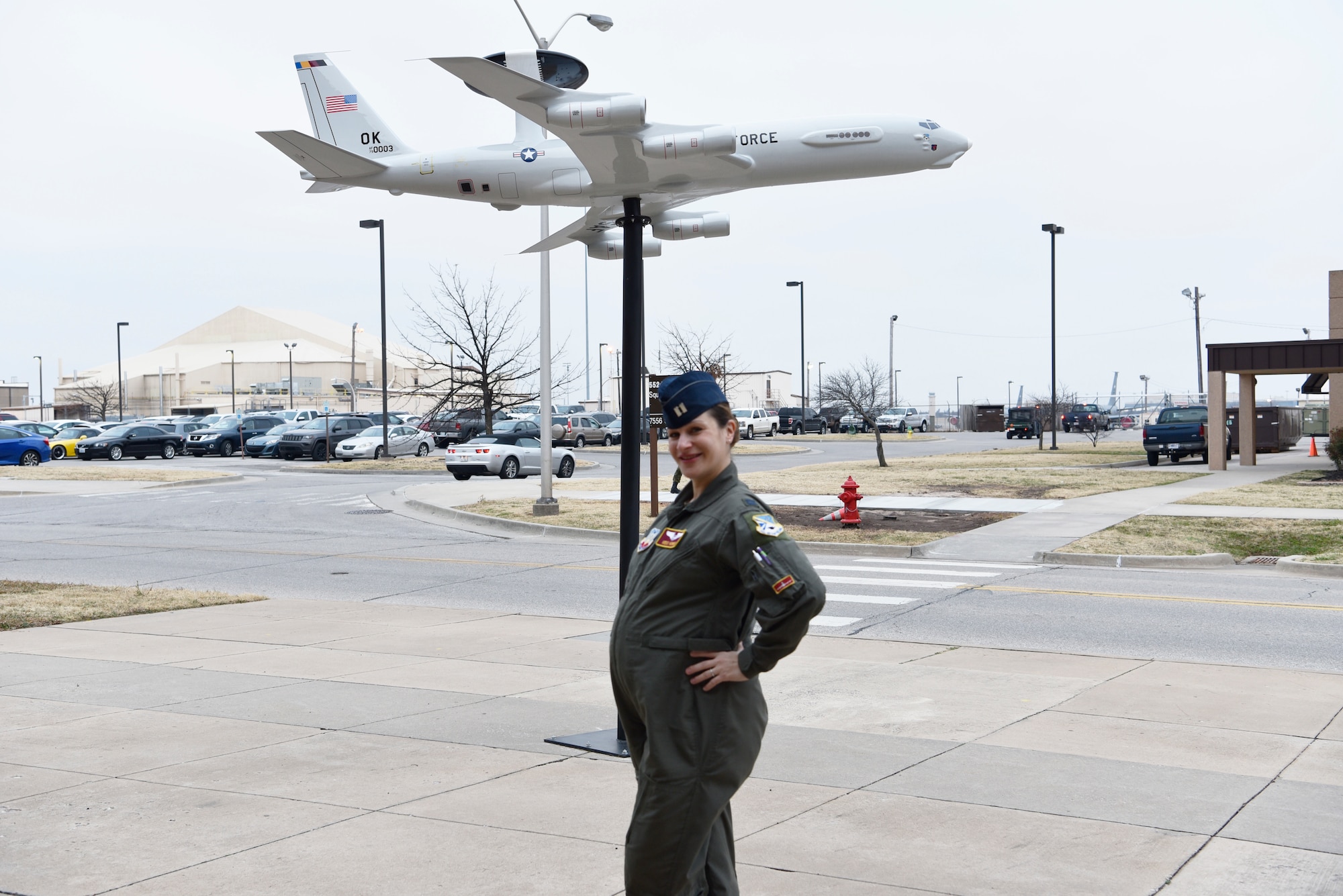 Pregnant Air Force captain in flight suit