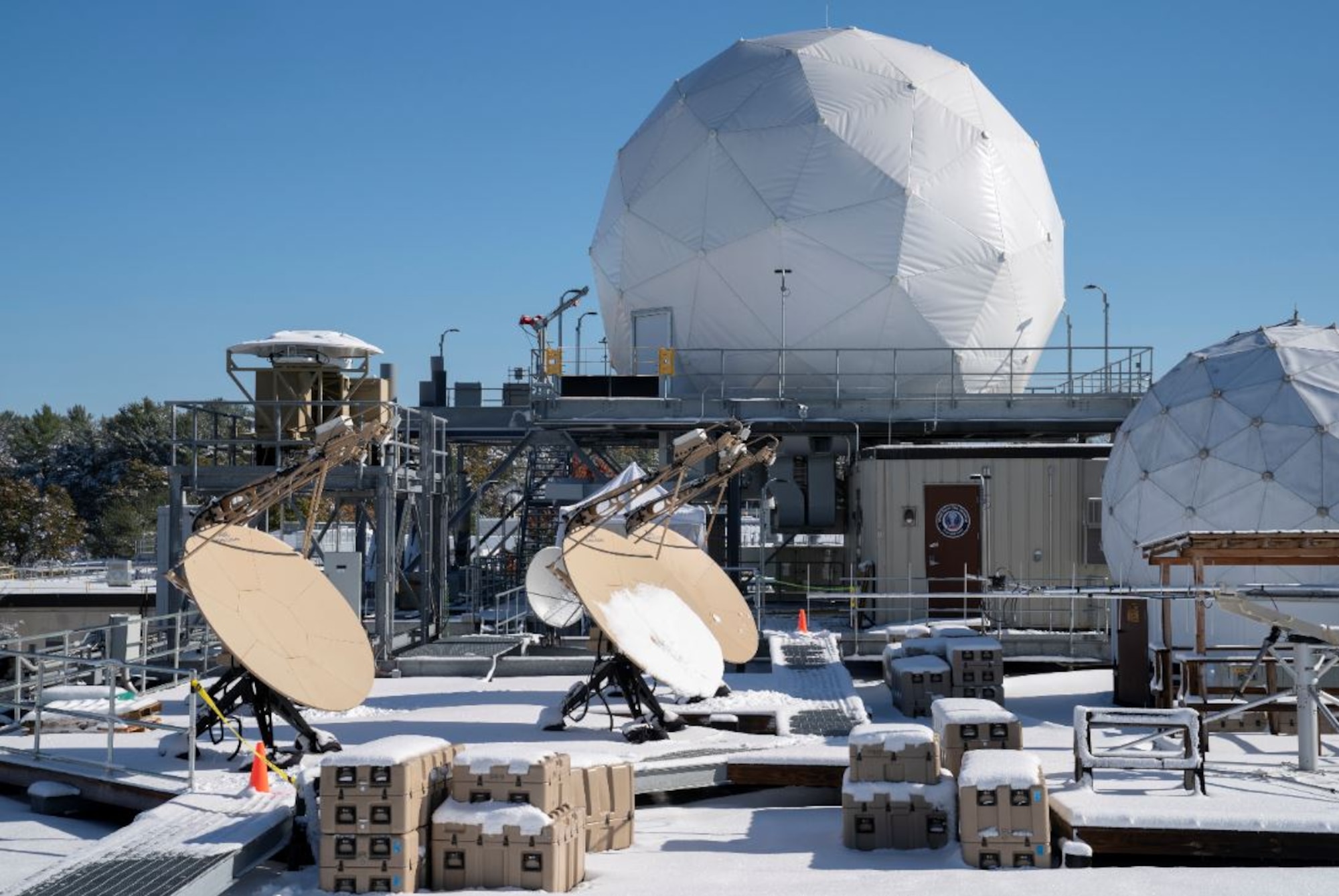 AvL MEO tracking antennas, provided by SES are shown operating at MIT Lincoln Laboratory in support of the PTW O3b test. (Photo courtesy of MIT Lincoln Laboratory)