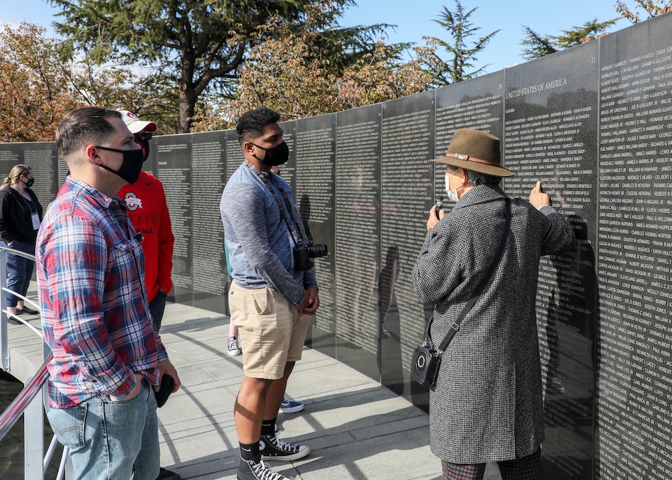 Marines and family members participated in a Republic of Korea Cultural Immersion Tour that allowed them to spend three days on a guided tour through military, historical, and cultural heritage sites.