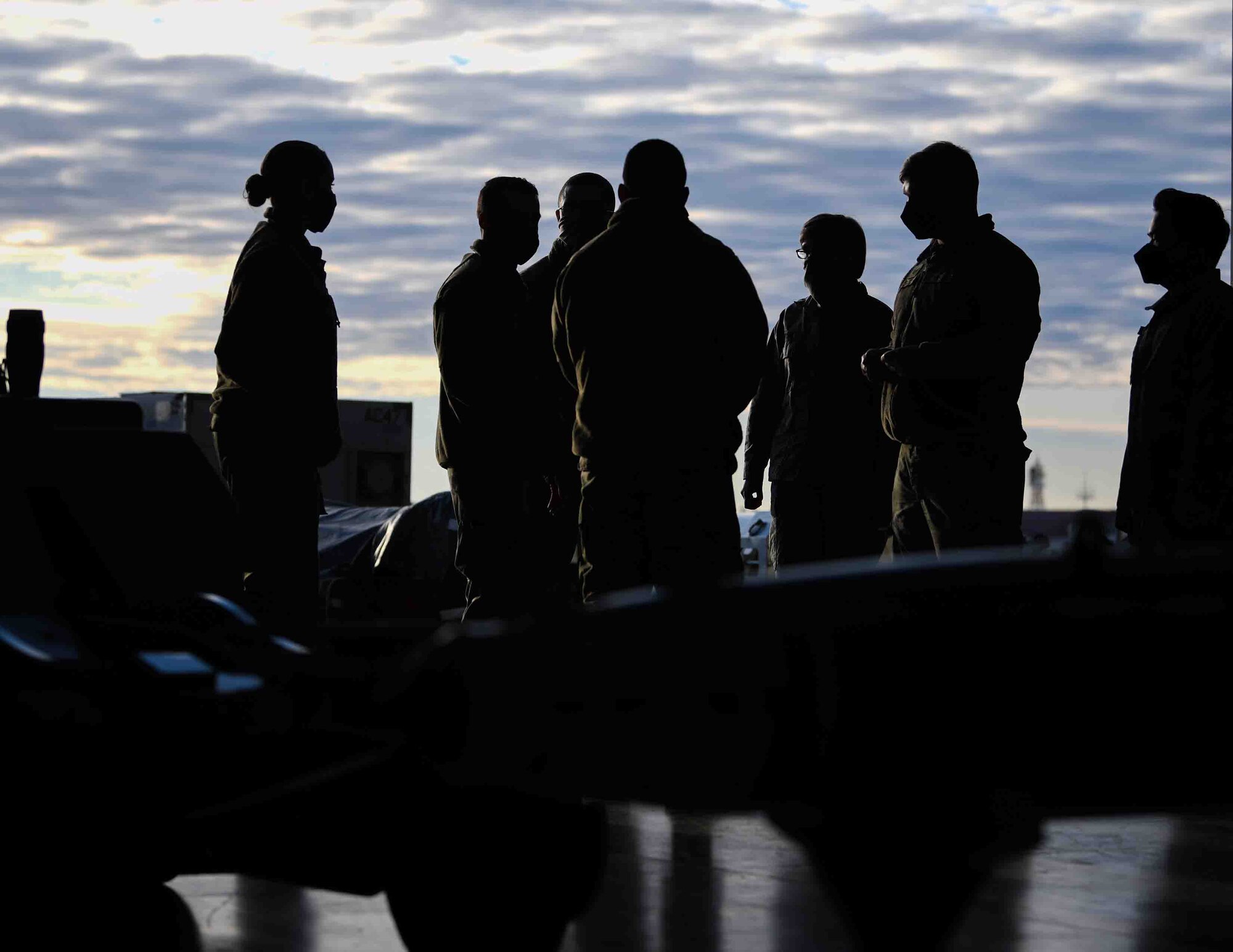 Airmen from the 31st Fighter Wing participate
in the first integrated Air Force specialty code
loading day event at Aviano Air Base, Jan. 8,
2021. Four Airmen from the 31st
Communication Squadron joined the 31st
Maintenance Group, weapons standardization
flight, to learn about the daily tasks weapons
troops accomplish. The event began with
informative briefings about different munitions,
which are loaded on a U.S. Air Force F-16
Fighting Falcon. (U.S. Air Force photo by
Senior Airman Ericka A. Woolever)