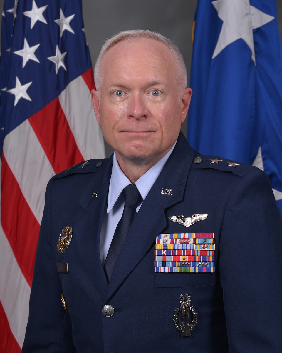 This is the official portrait of Maj. Gen. Ferdinand B. Stoss.