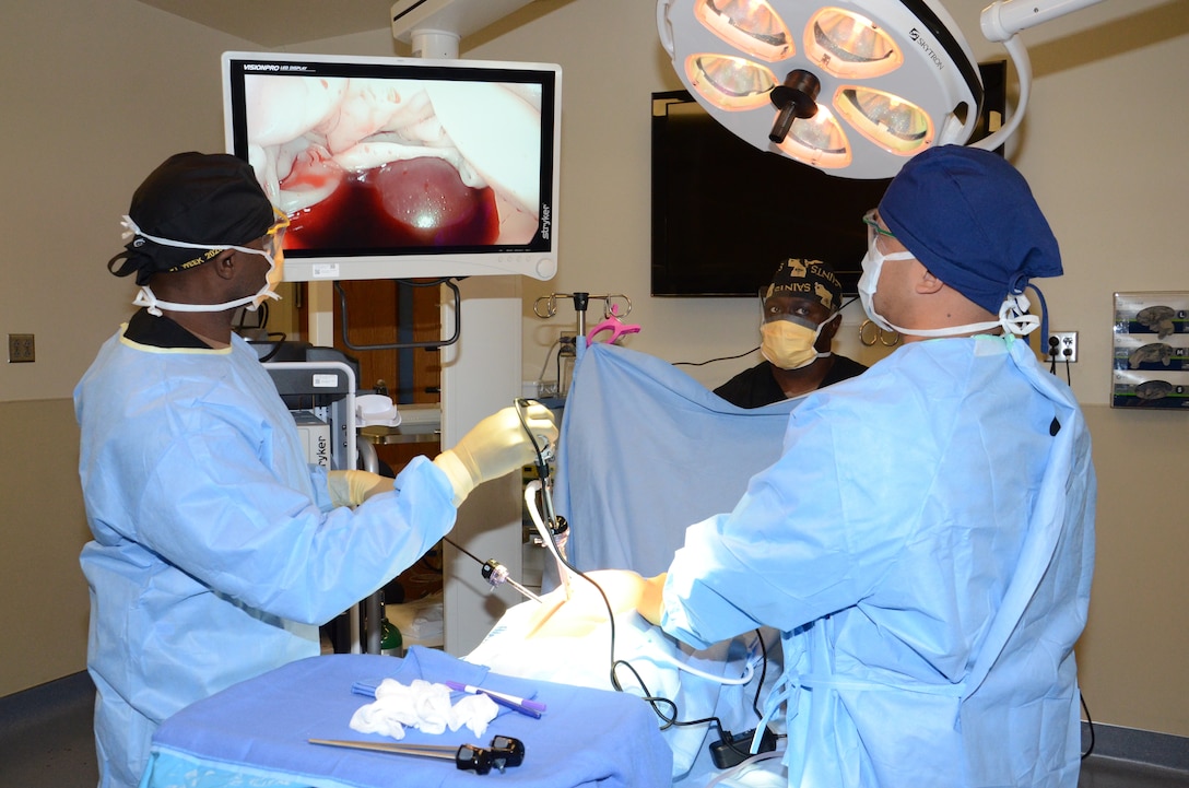 Army, Navy and Air Force Surgical Technologist (ST) students at the Medical Education and Training Campus (METC)