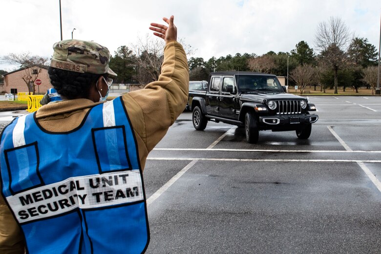 Airman guiding vehicle.
