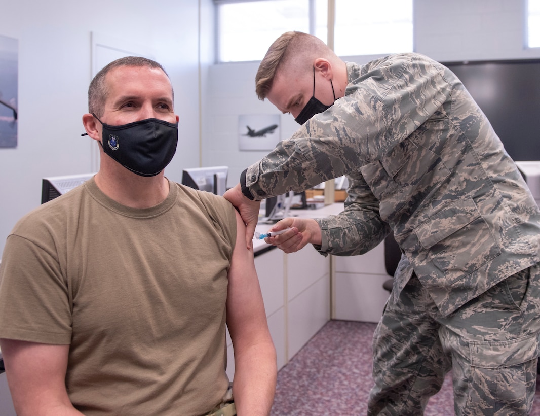 Leadership receive vaccine