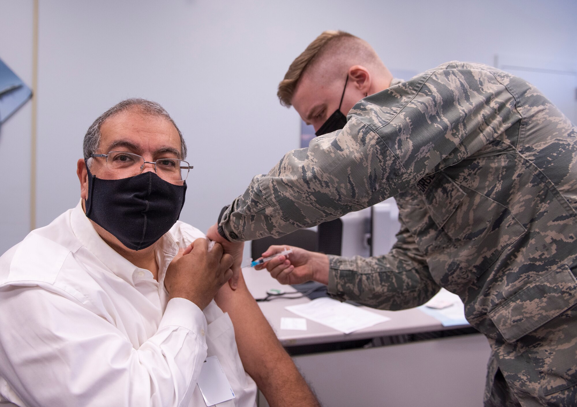 Leadership receive vaccine