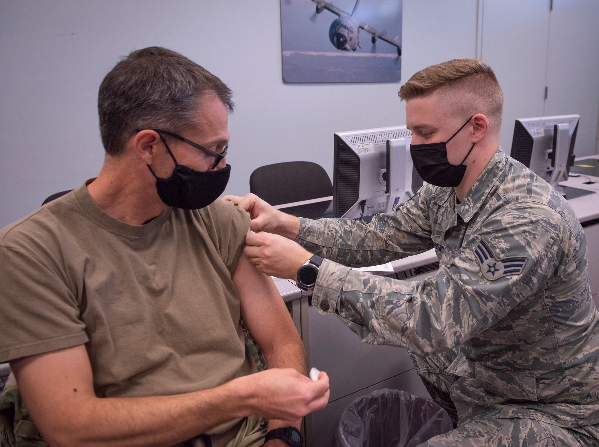 Leadership receive vaccine