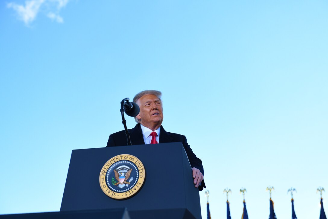 POTUS gives farewell speech at JBA