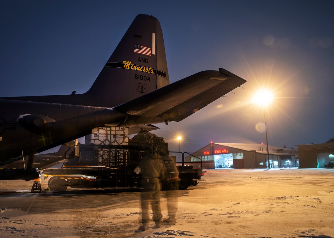 U.S. Air Force Airmen and Soldiers from across the Minnesota National Guard return home from Washington D.C. after supporting the 59th Presidential Inauguration in St. Paul, Minn., Jan. 23, 2021.