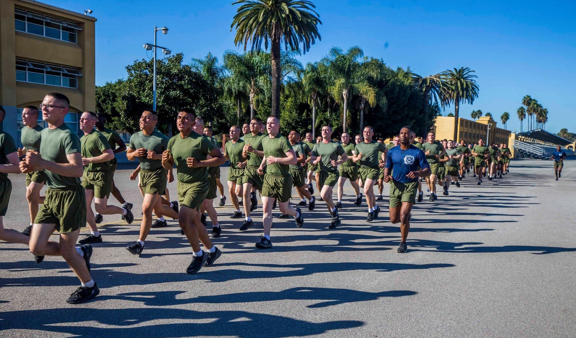 New Marines With Lima Company 3rd Recruit Training Battalion Participate In A Motivational Run At Marine Corps Recruit Depot San Diego Jan 21 21