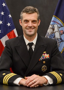 Studio portrait of Cmdr. Hunter D. Washburn.