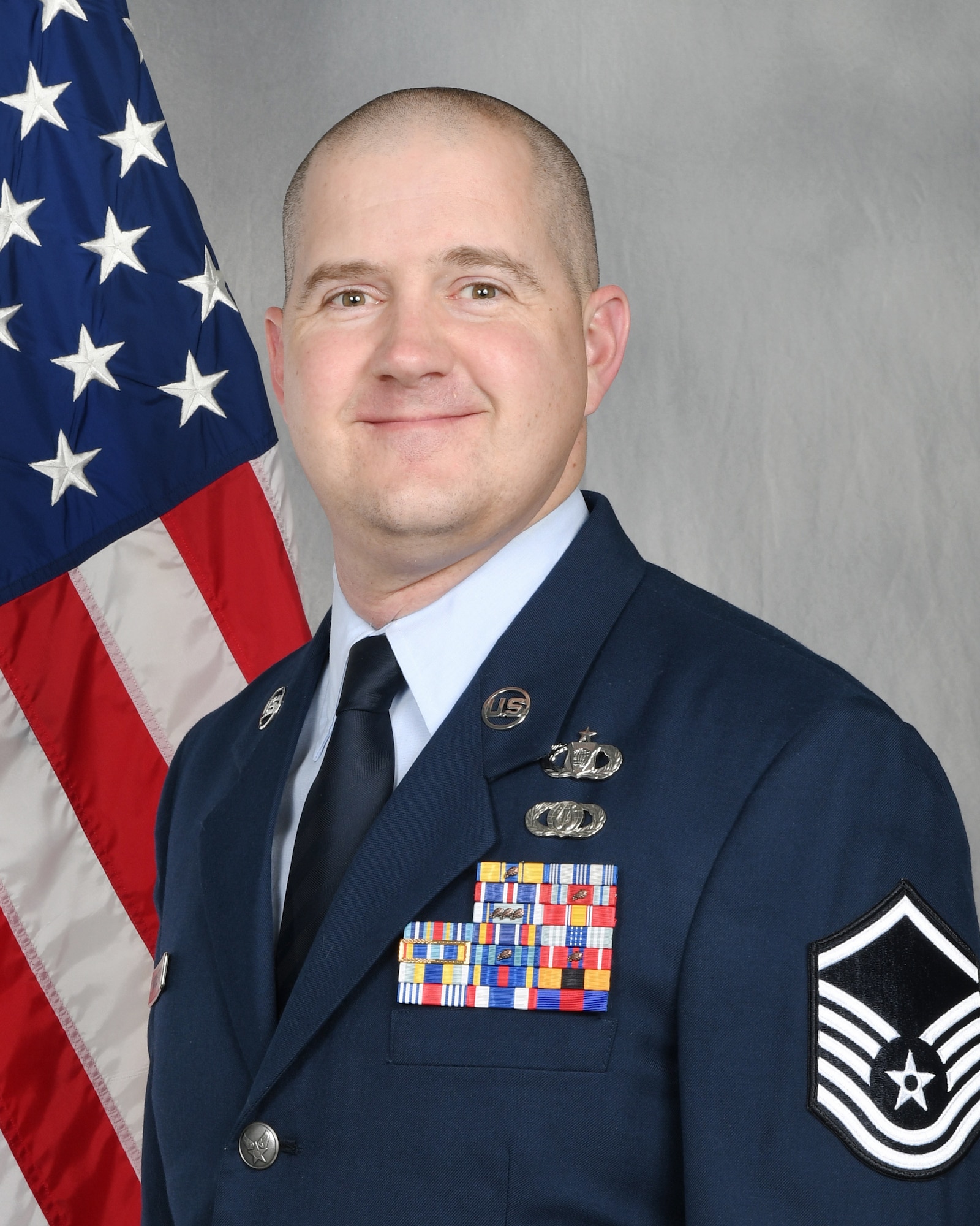 Official Air Force photo for Master Sgt. Benjamin Middleton. Assigned to the 157th Air Operations Group, Middleton is the 131st Bomb Wing Senior NCO of the Year. (U.S. Air National Guard photo by Senior Master Sgt. Marydale Amison)