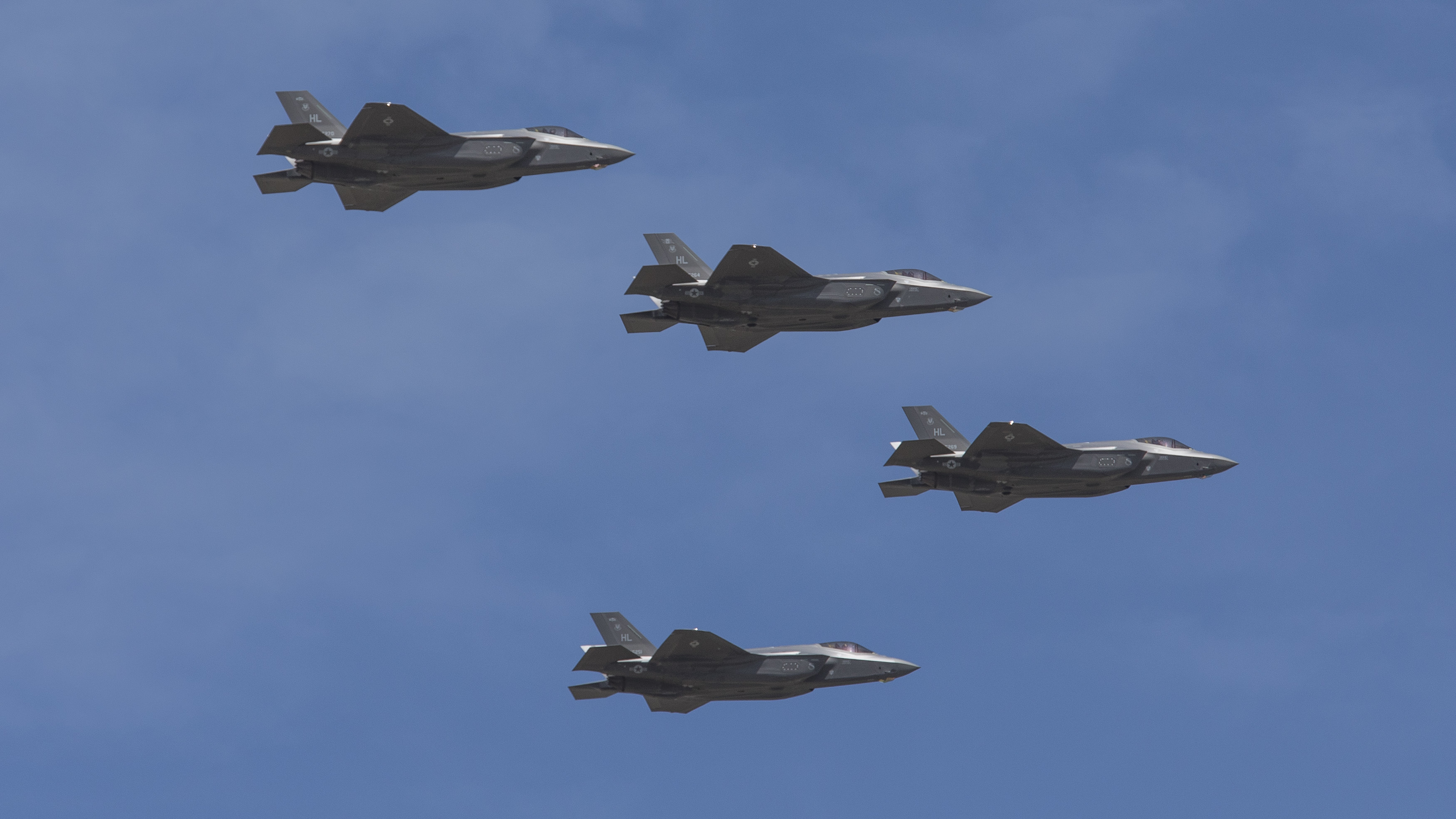 Jets Flying Over Utah Today 2023 - z2kandl