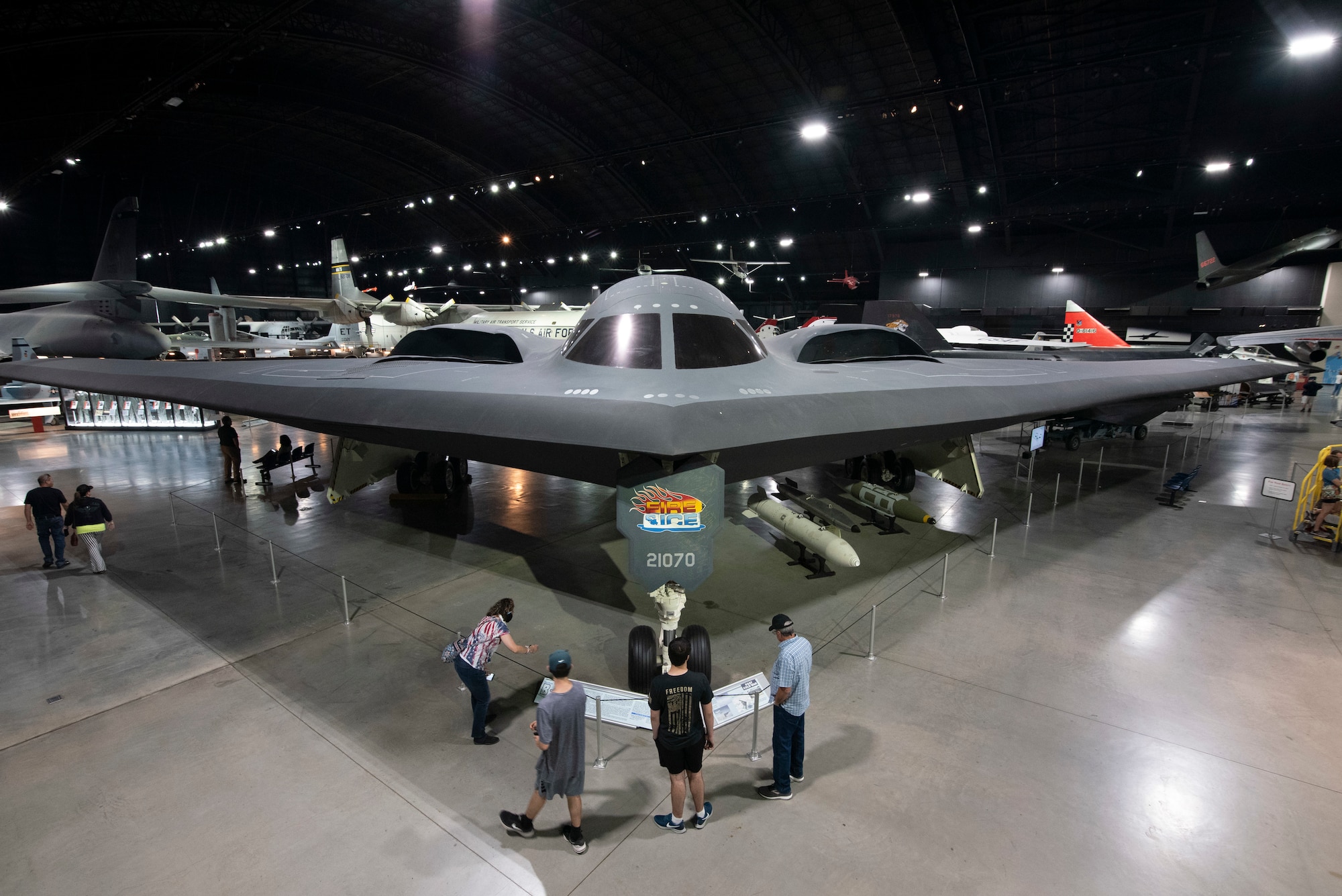 Northrop B-2 Spirit > National Museum of the United States Air Force ...