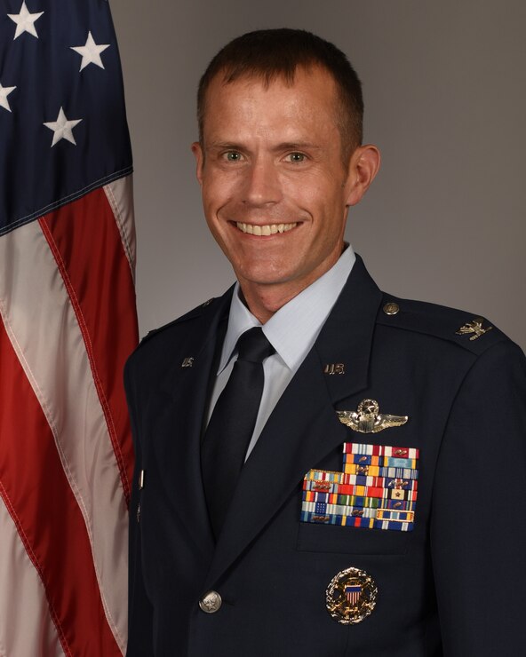 A photo of the 20th Fighter Wing vice commander