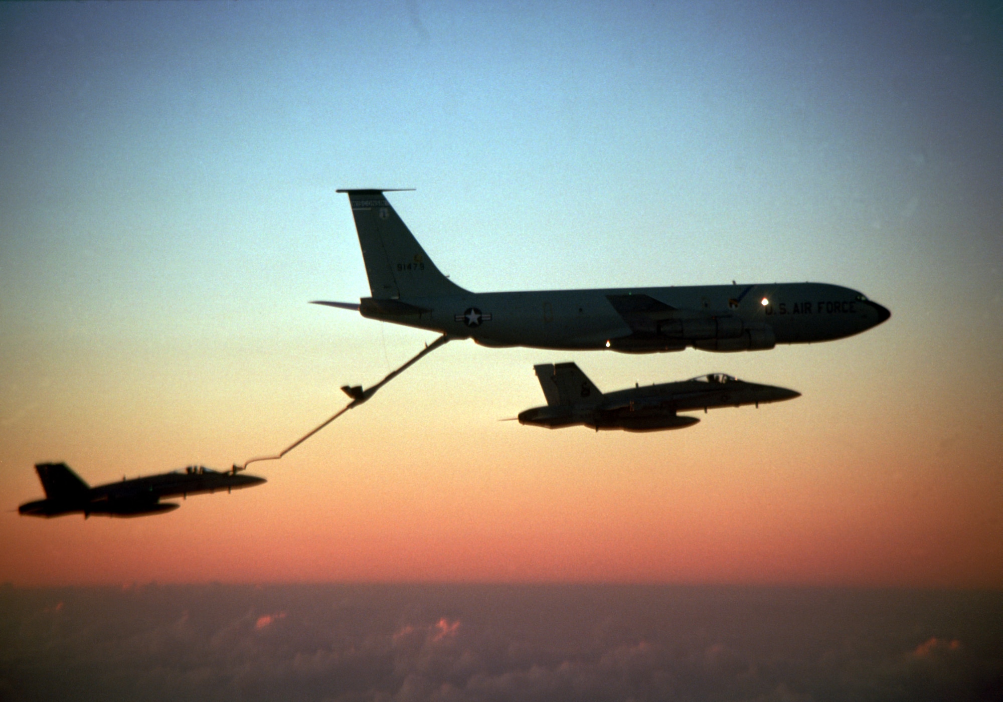 KC-135 STRATOTANKER (U.S. Air Force photo)