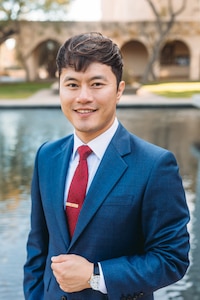 Dr. Noah Myung