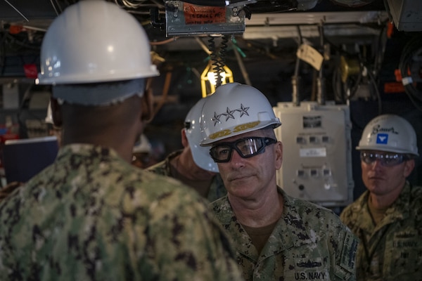 Vice Adm. Kitchener Visits USS Boxer