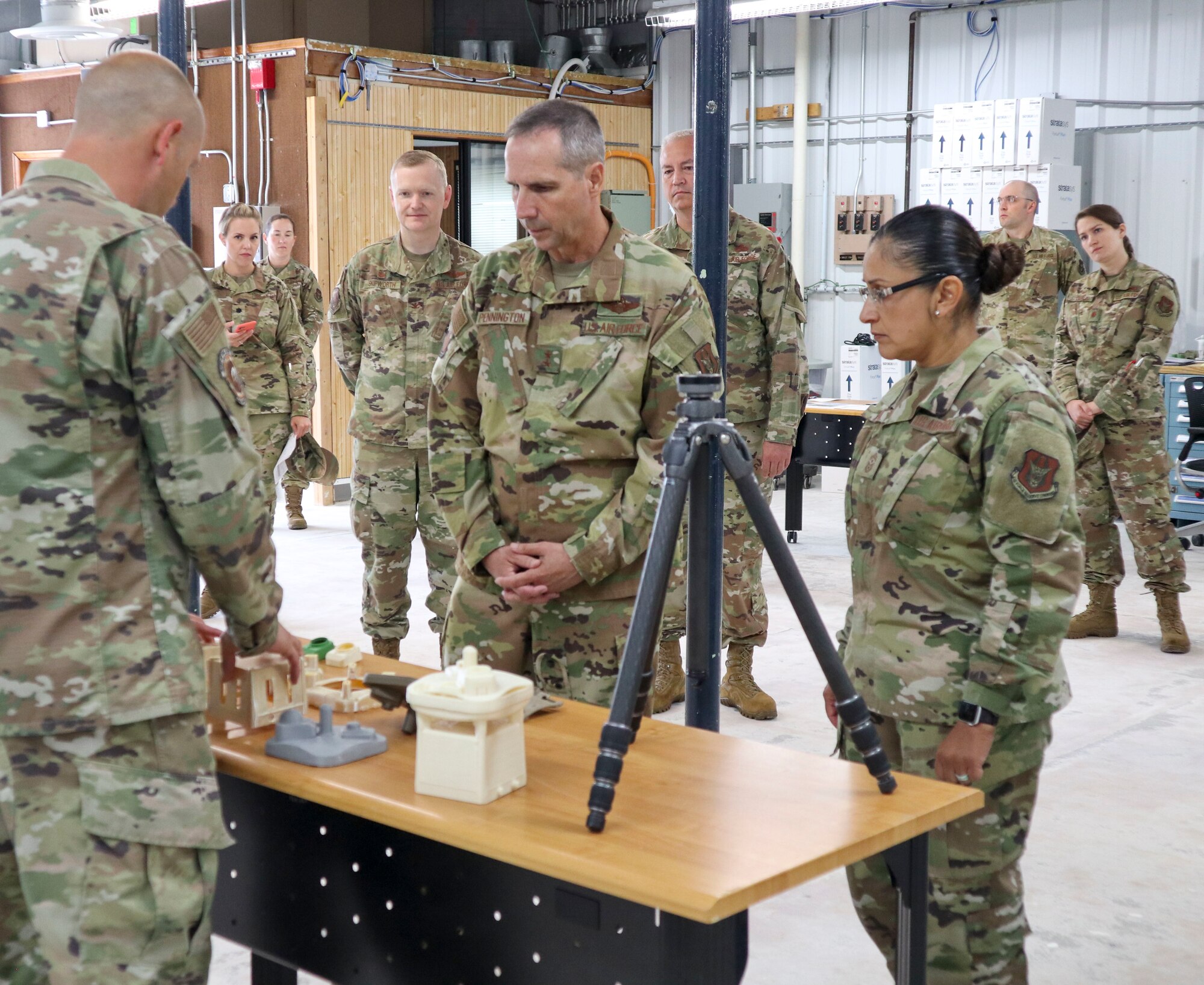 Reserve Citizen Airman describes functions of maintenance squadron-created tools to 4th AF senior leaders.