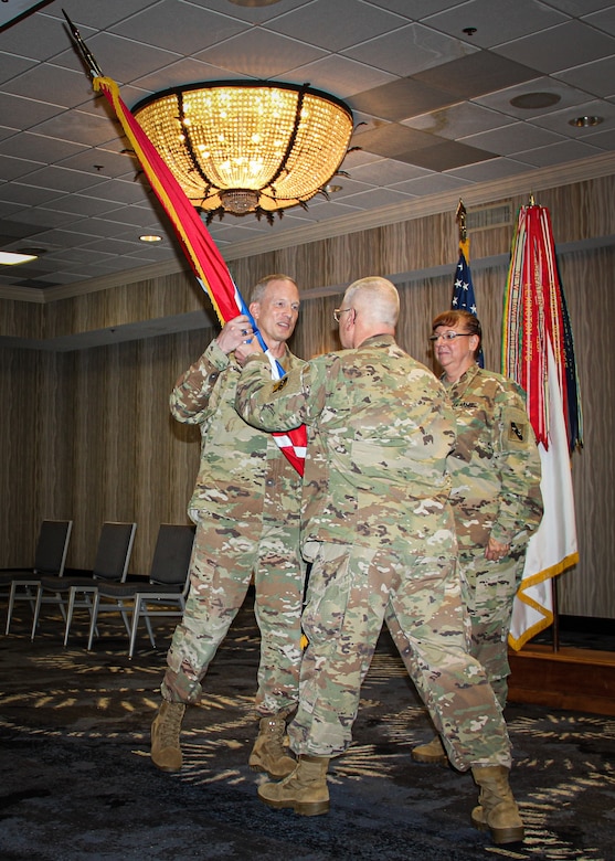 Maj. Gen. Richard Staats relinquishes command of 75th Innovation Command