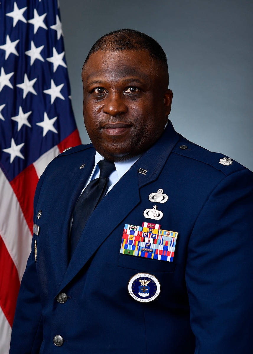 ERIC V. SAUNDERS > Air Force Accessions Center > Display