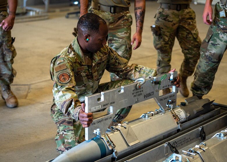 A photo of munitions training