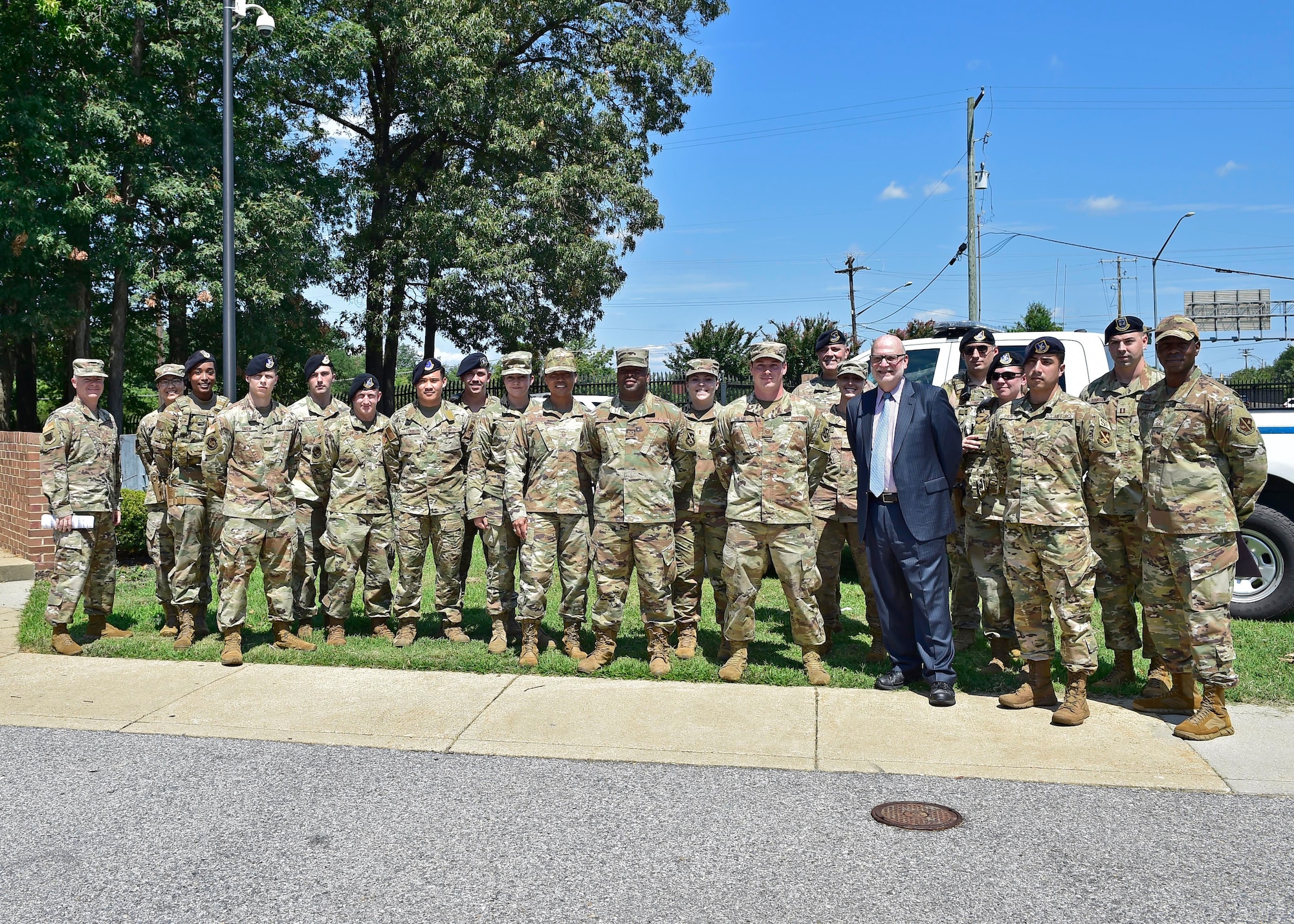 Acting SECAF thanks JBA Airmen during visit