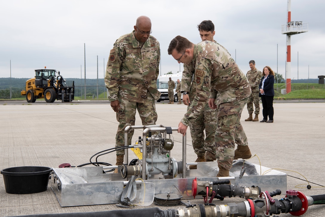 52nd Fighter Wing Airmen brief U.S. Air Force Chief of Staff Gen. CQ Brown Jr. on Viper kit capabilities July 16, 2020, on Spangdahlem Air Base, Germany.