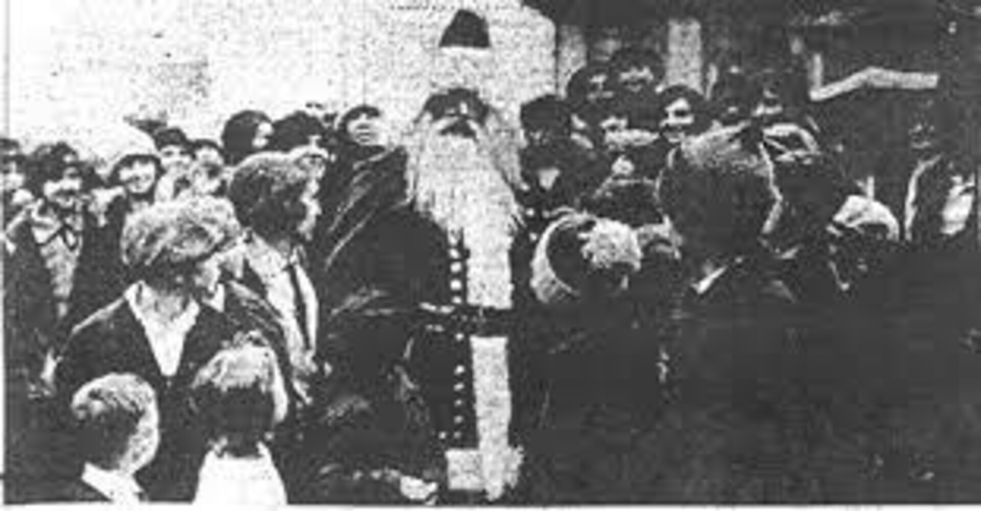 Brig. Gen. J. Tandy Ellis, Kentucky's 26th Adjutant General, dresses as Santa Claus for a crowd, 1926.