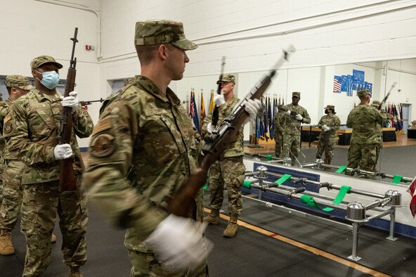 U.S. Air Force ceremonial guardsman members practice drill movements on Scott Air Force Base, Illinois, July 9, 2021. The ceremonial guardsmen will go back to their units and train their wingmen on what they learned from the training led by USAF Honor Guard. (U.S. Air Force Photo by Airman 1st Class Isaac Olivera)