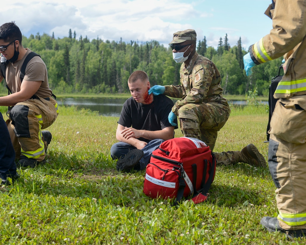 JBER conducts active shooter exercise(03)