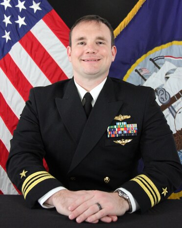 Bio photo Executive Officer, Naval Information Warfare Training Group (NIWTG) San Diego