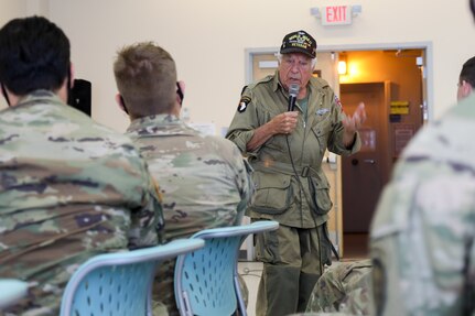 World War II Veteran Visits Alaskan Paratroopers