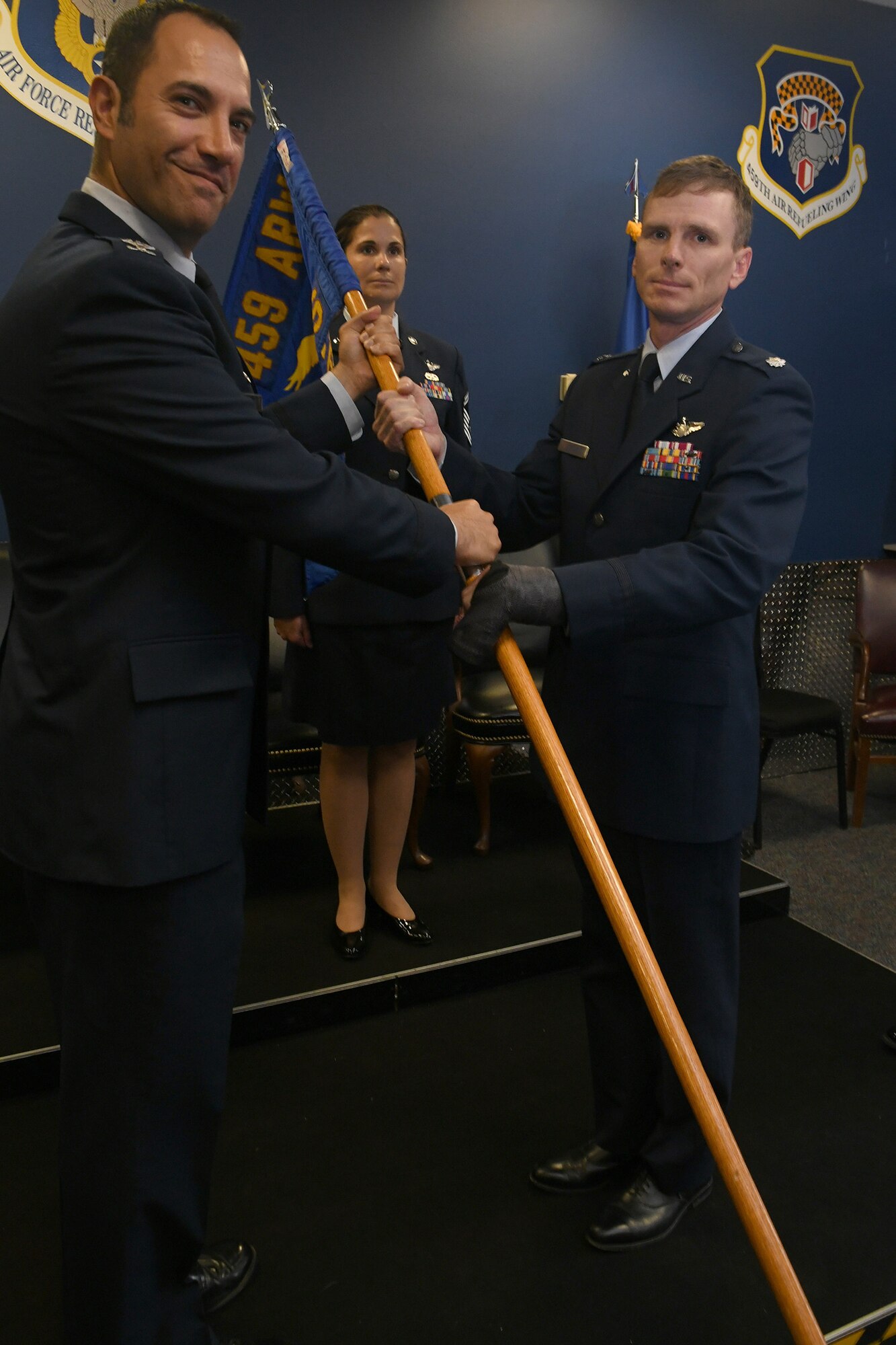 756th ARS changes command