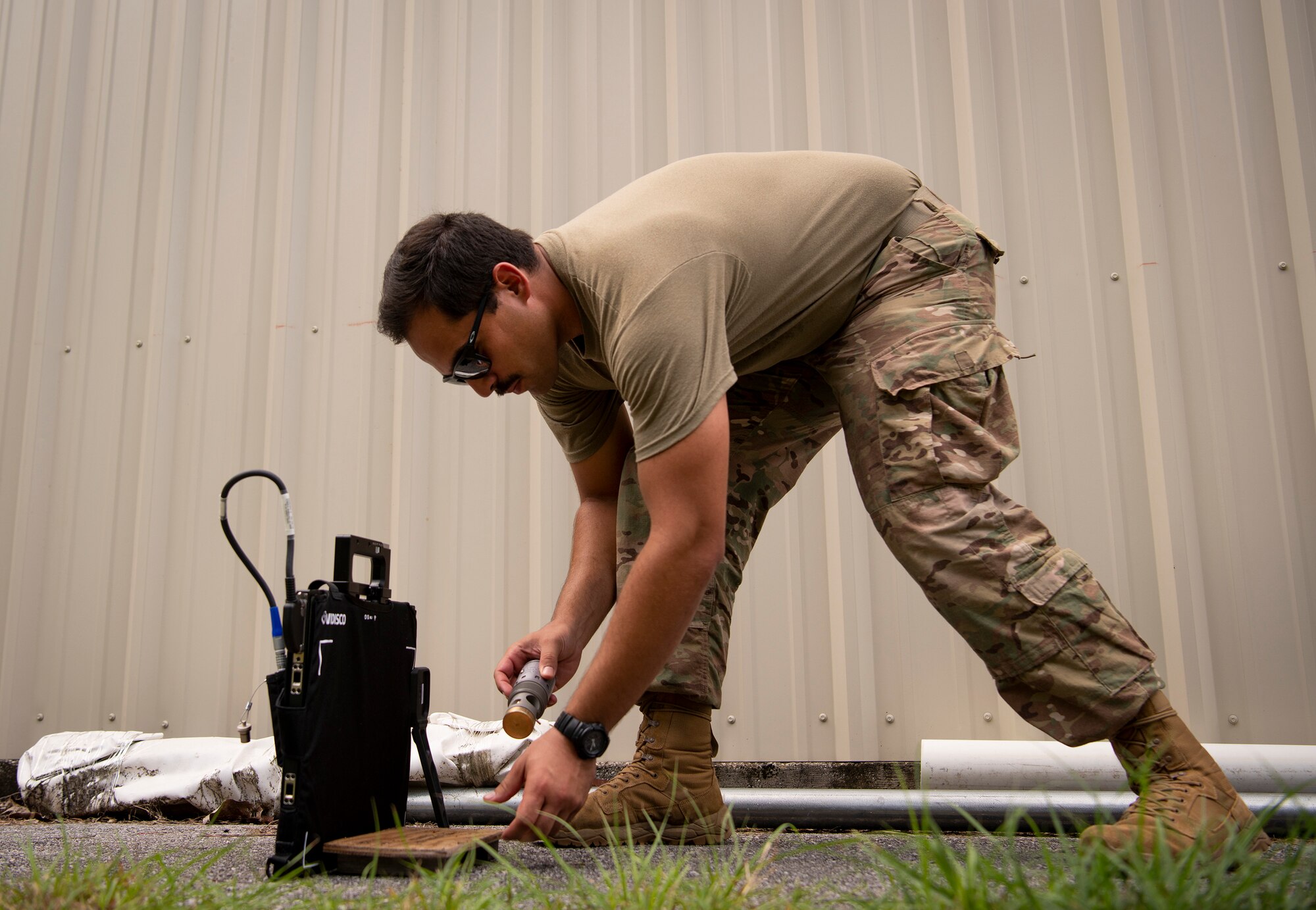 EOD Airmen receive new x-ray equipment