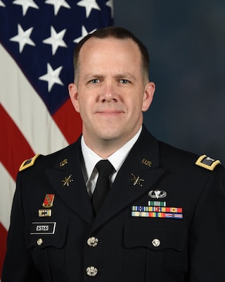 U.S. Army Col. Franklin J. Estes poses for his official portrait in the Army portrait studio at the Pentagon in Arlington, Va, May 21, 2021.