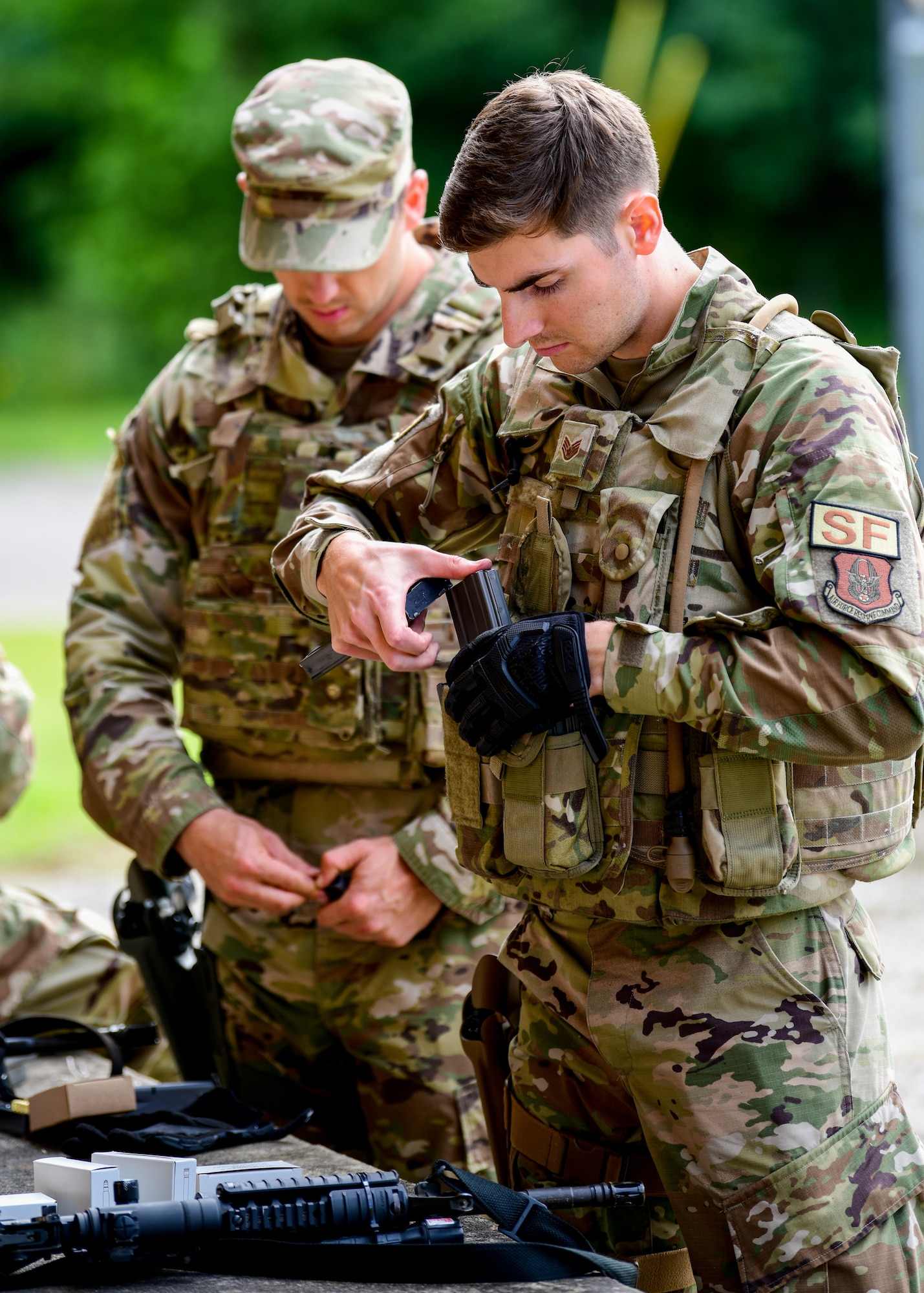 The Integrated Defense Leadership Course provides Reserve Defenders with intensely focused hands-on training to achieve and maintain combat readiness.