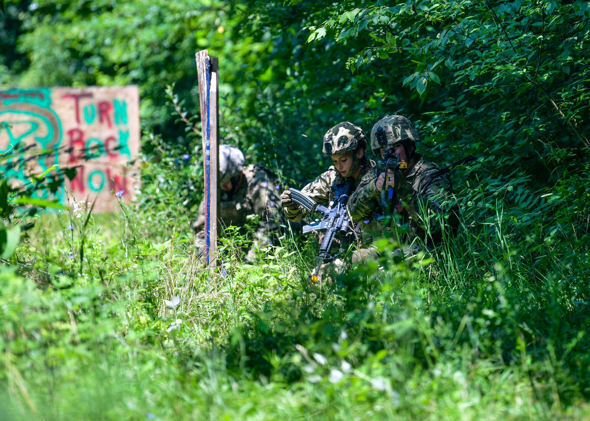 The Integrated Defense Leadership Course provides Reserve Defenders with intensely focused hands-on training to achieve and maintain combat readiness.