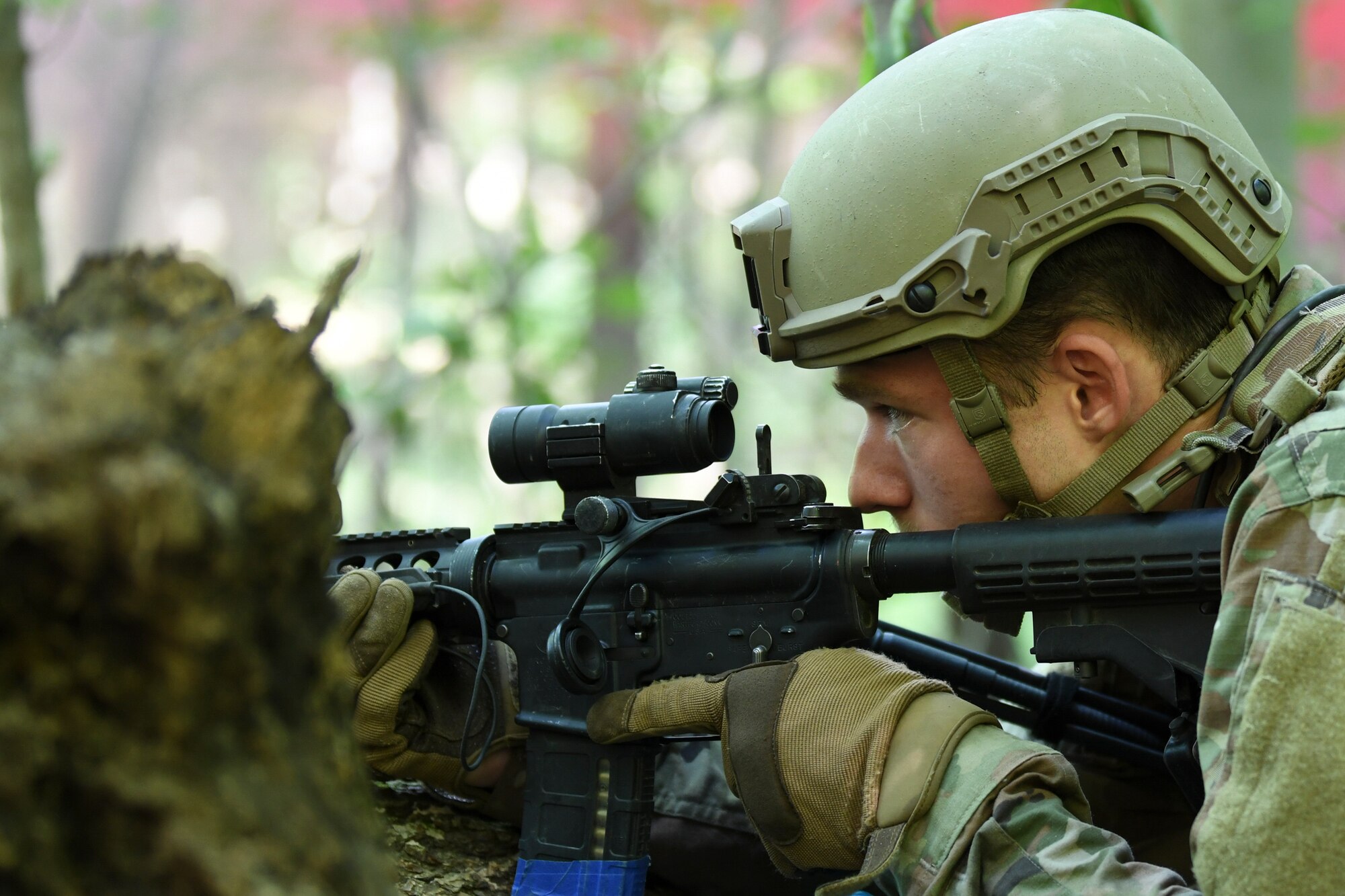 The Integrated Defense Leadership Course provides Reserve Defenders with intensely focused hands-on training to achieve and maintain combat readiness.