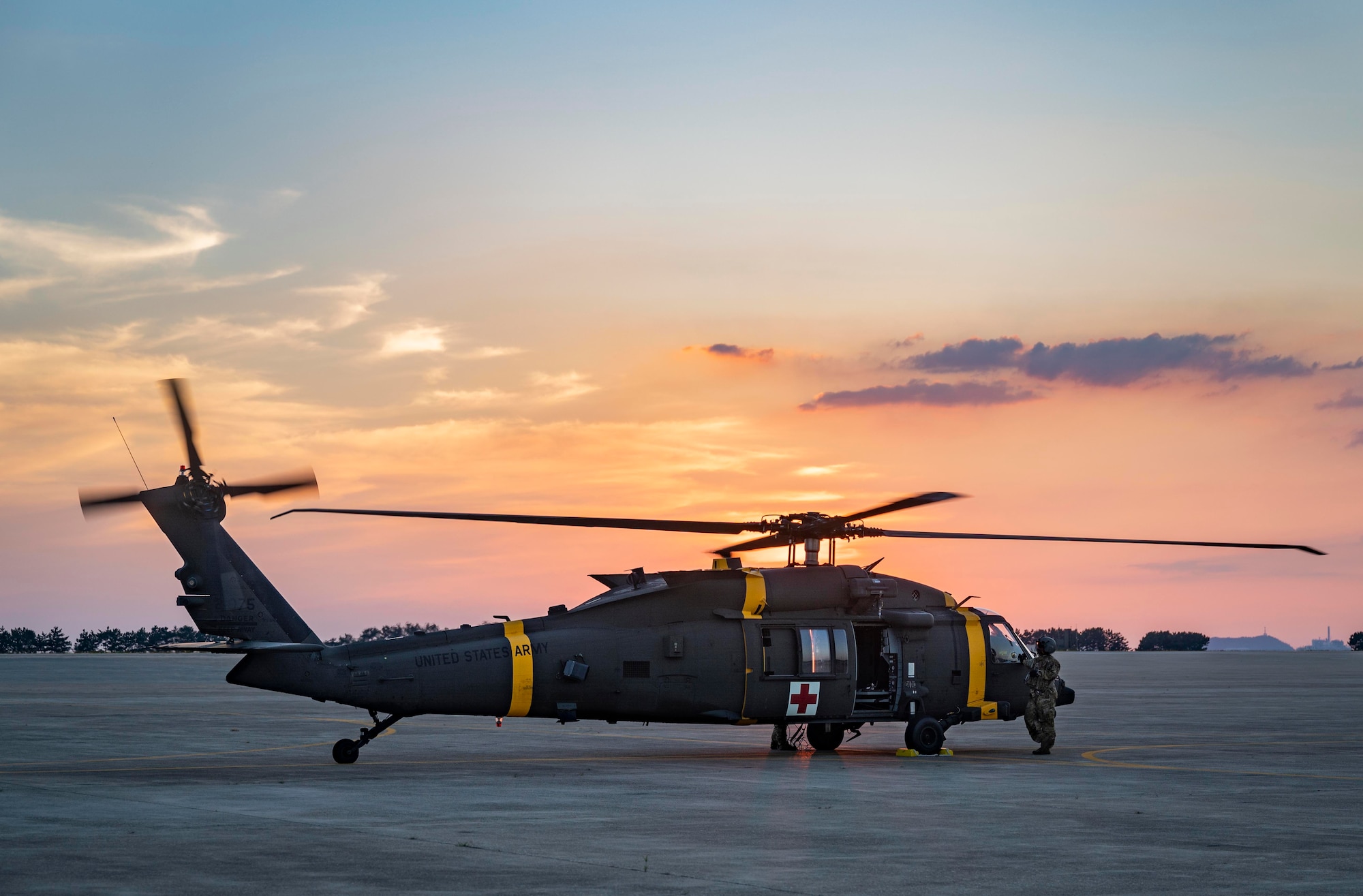 Camp Humphreys medevac soldiers land at Kunsan Air Base.