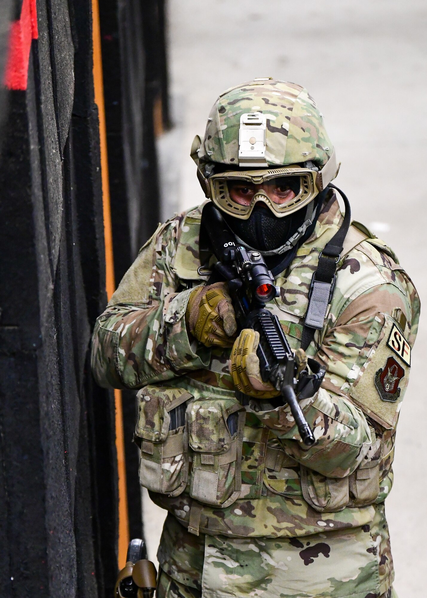 The Integrated Defense Leadership Course provides Reserve Defenders with intensely focused hands-on training to achieve and maintain combat readiness.