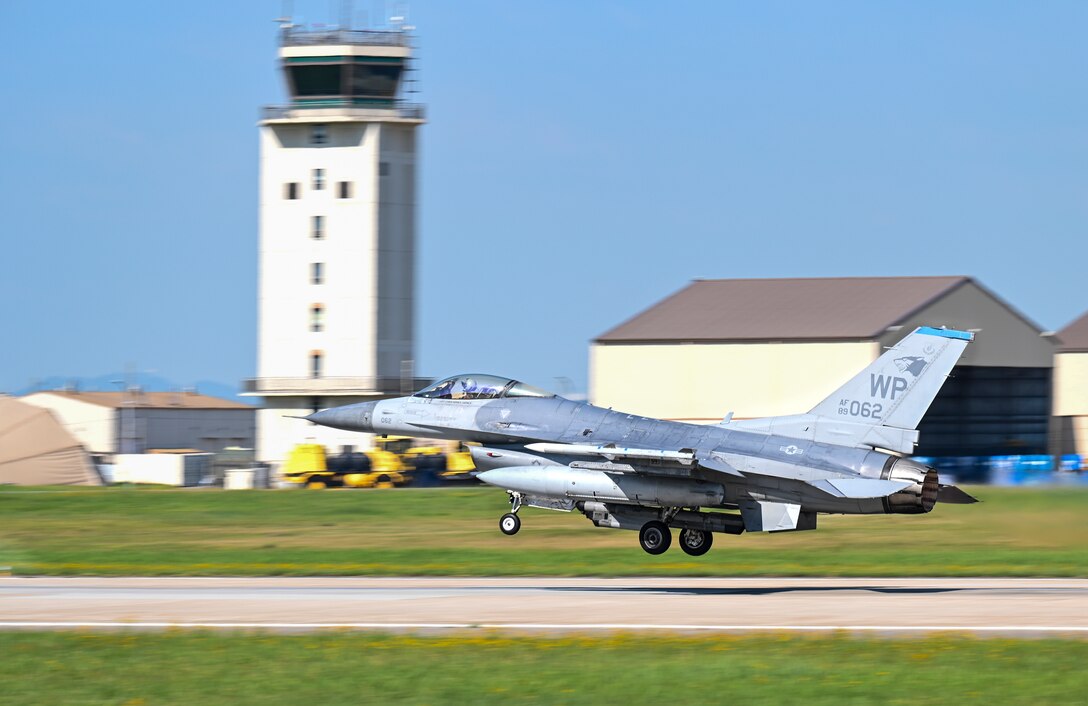 F-16 Fighting Falcon takes off at Kunsan Air Base, Republic of Korea
