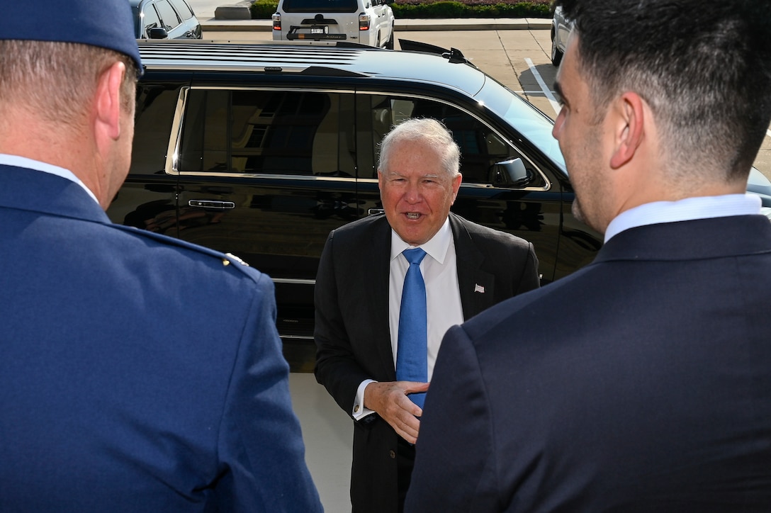 Secretary of the Air Force Frank Kendall speaks with staff members on arrival for his first day at the Pentagon, Arlington, Va., July 28, 2021. (U.S. Air Force photo by Eric Dietrich)
