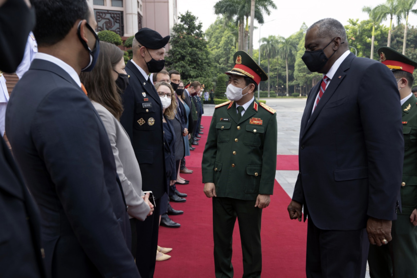 U.S., Vietnam Discuss COVID-19 Aid, New Program to Find War Dead