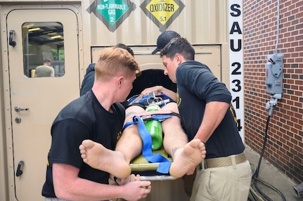 Eustis divers and emergency services conduct joint exercise