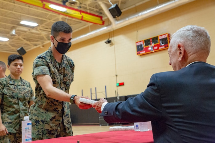 Retired U.S. Marine Corps General and former Secretary of Defense James Mattis visits Headquarters and Service Battalion, Fleet Marine Force Atlantic, U.S. Marine Corps Forces Command.
