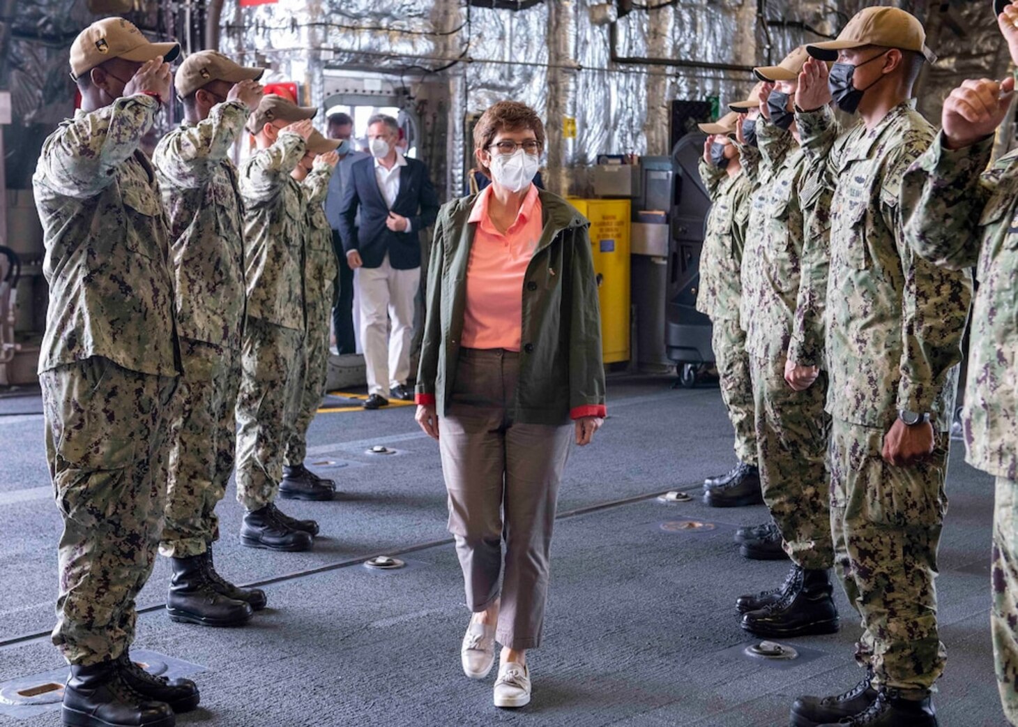 U.S. Navy Littoral Combat Ship hosts German Defense Minister